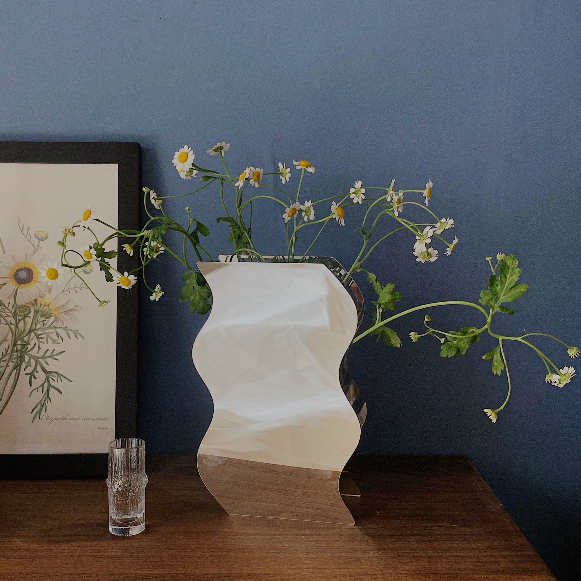 Acrylic Mirror Vase